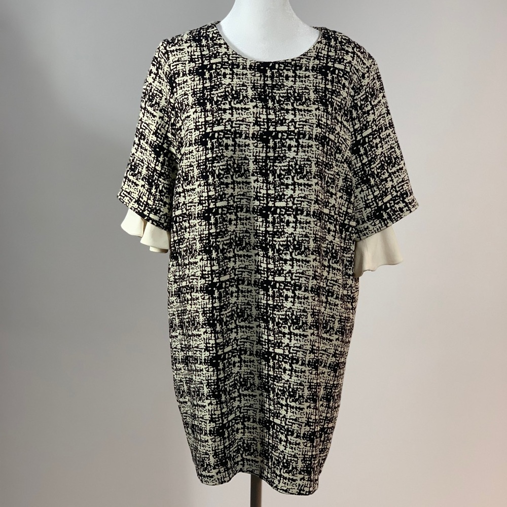 McGinn Casual dress with ruffled sleeves